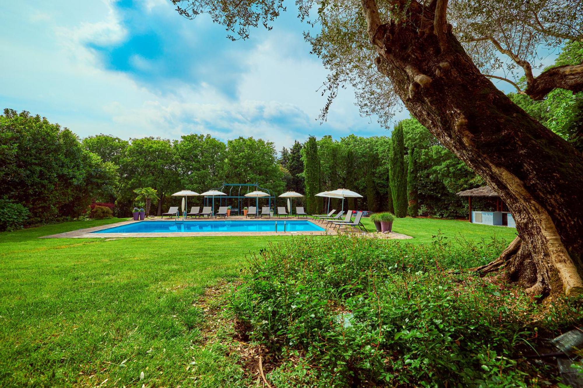 Villa Diana Паденге-суль-Гарда Экстерьер фото